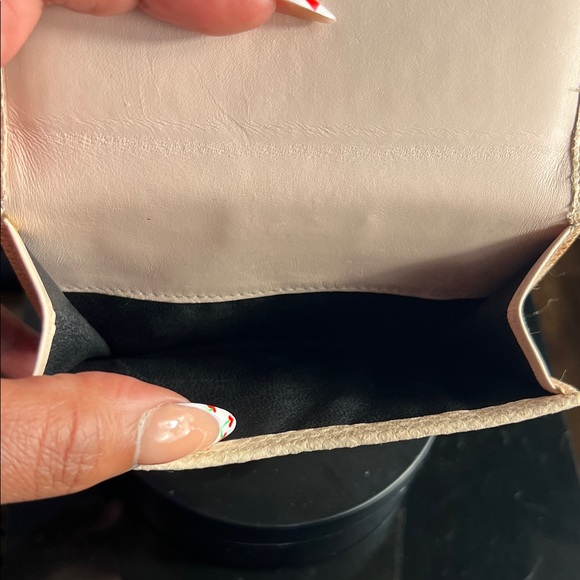 Gucci Marmont Leather Wallet - Picture 9 of 11